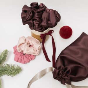 NOVO Poklon paket Dark Dahlia slim s dodatkom za zavezati