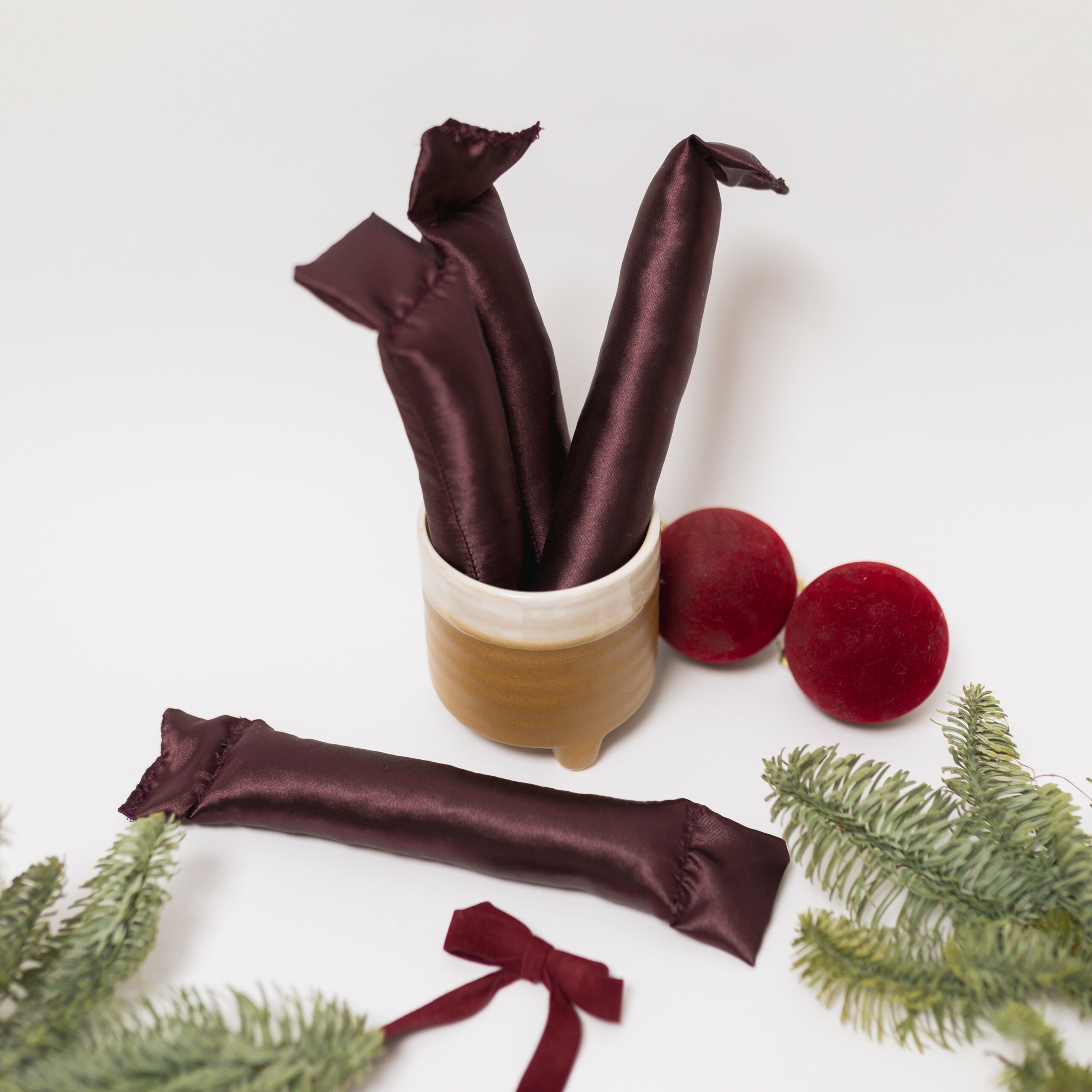 NOVO Poklon paket Dark Dahlia Petite Satin Rods - Slika 3