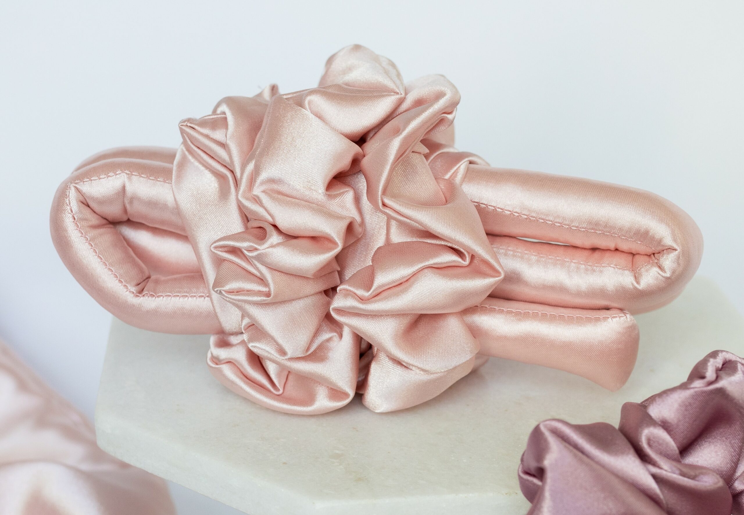 NOVO Najnajtanji satenski uvijač Satin Pajamas